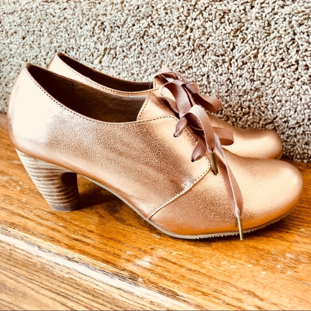 Anthropologie Rose Gold Oxford Lace Up Esska EU 6